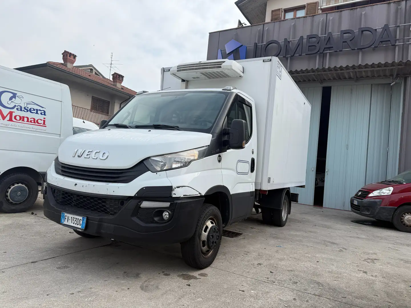 Iveco Daily 35C12/2.3/ISOTERMICO/FRCX/2019/ATP VALIDO Blanc - 1