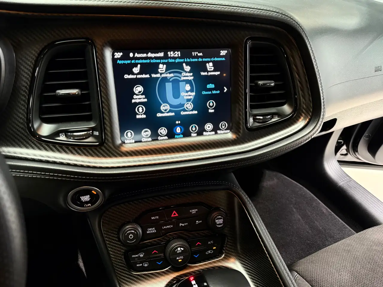 Dodge Challenger 2023 — фото 14
