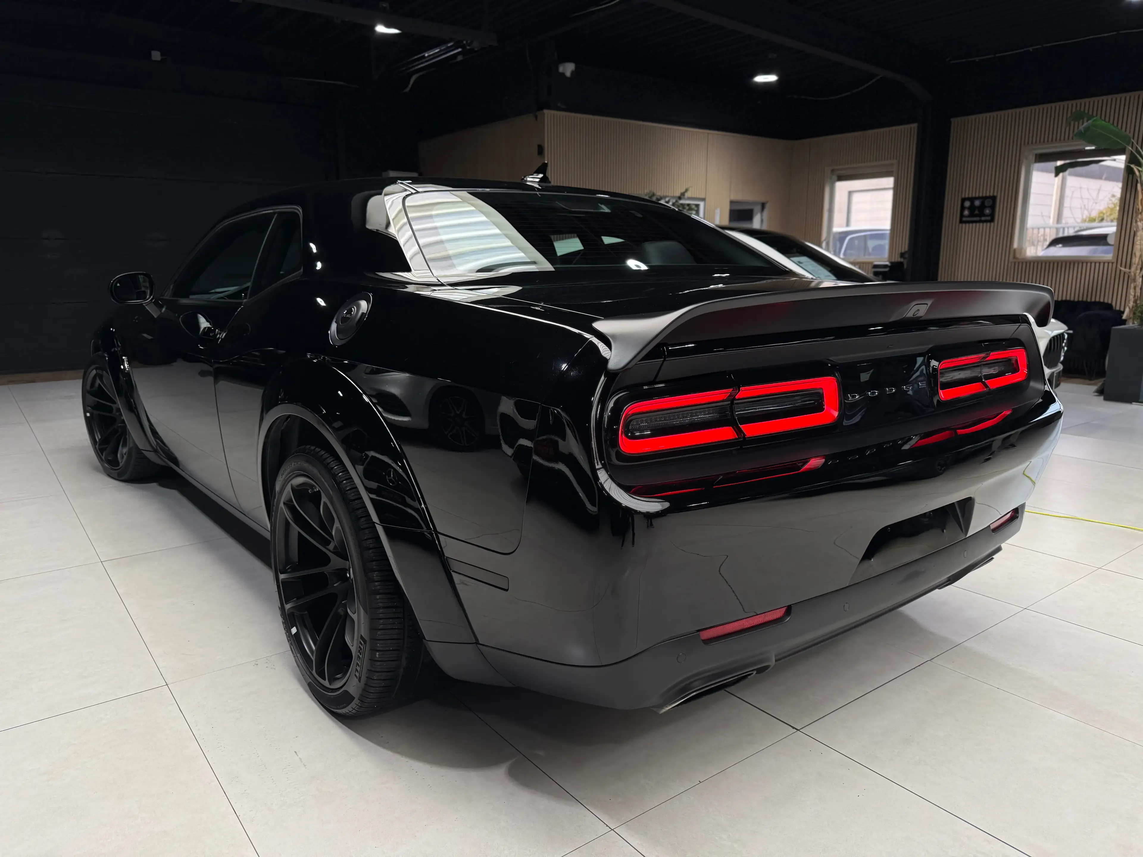 Dodge Challenger SRT SCAT EDITION 392 6.4L HEMI 492cv WIDEBODY TVAC — photo 4