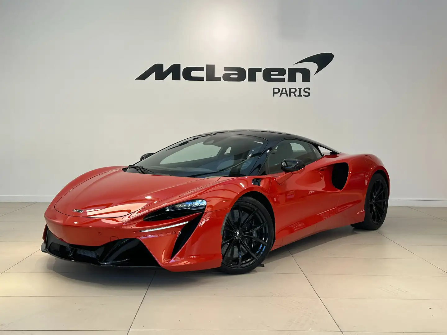 McLaren Artura Naranja - 1