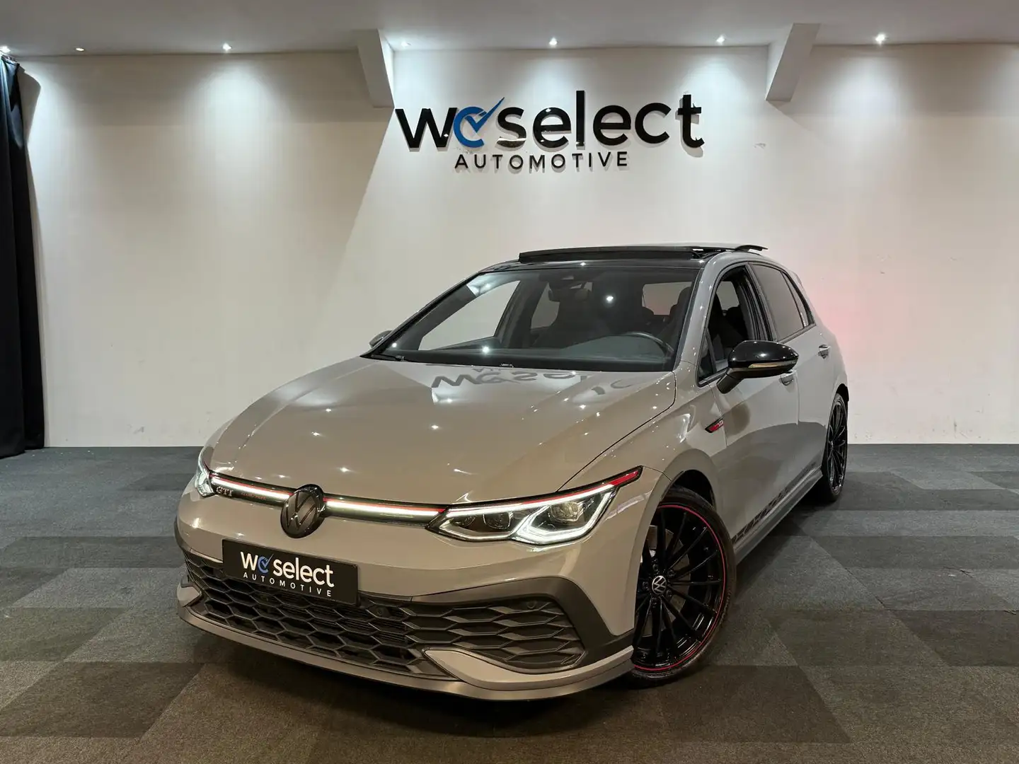 Volkswagen Golf GTI 2.0 TSI Clubsport 45 Jahre Akrapovic l Pano l IQ l Grijs - 1