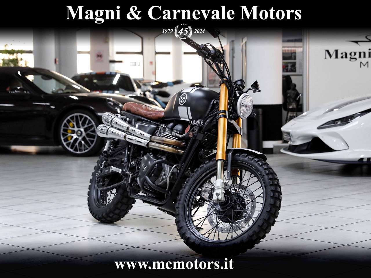 Triumph Bonneville SE 900 | RESTYLING BY "ATELIER OFFICINA 76"|