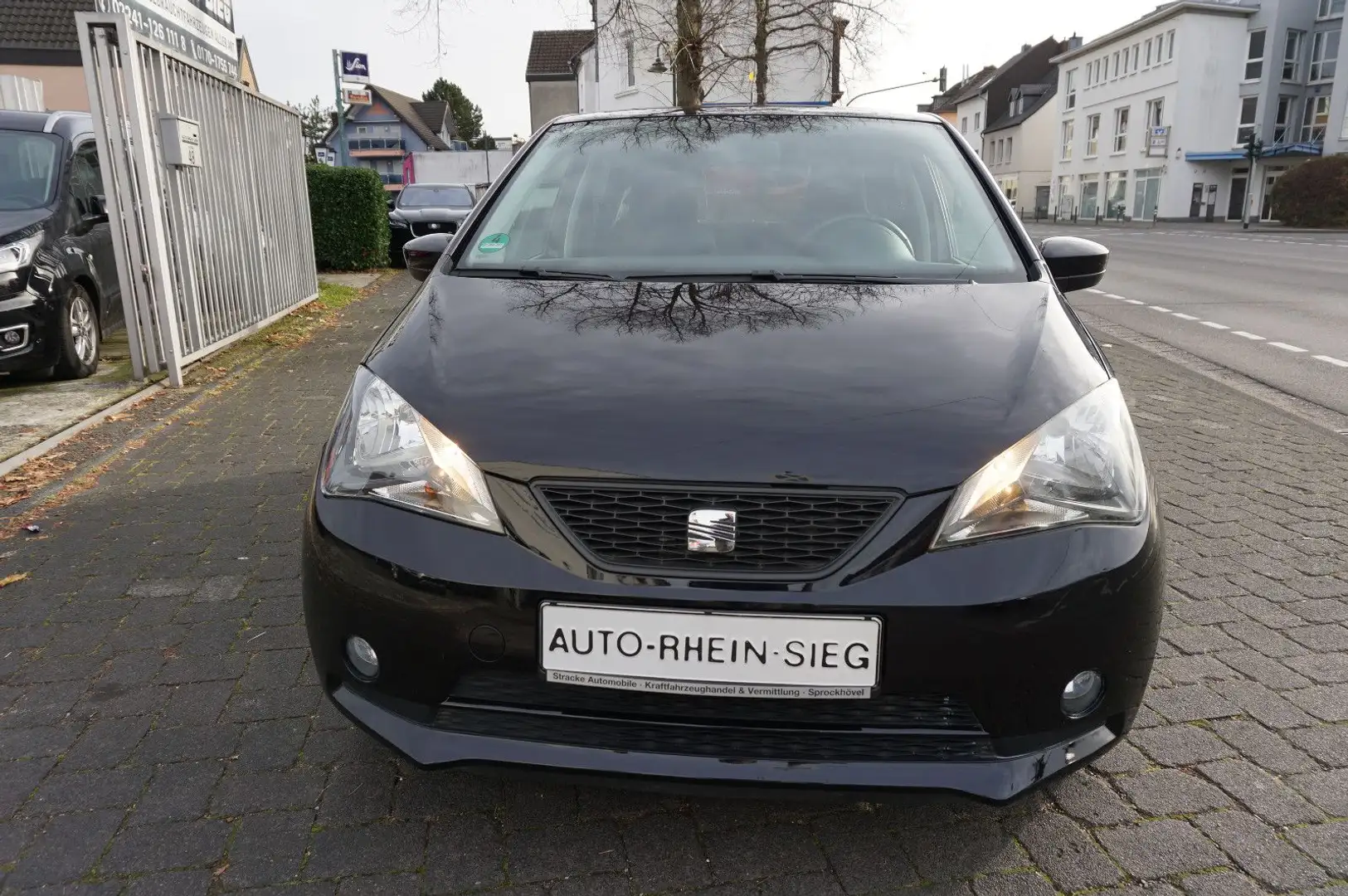 SEAT Mii Style 2-Hand/Automatik/Klima/TÜV neu/TOP!!! Schwarz - 2