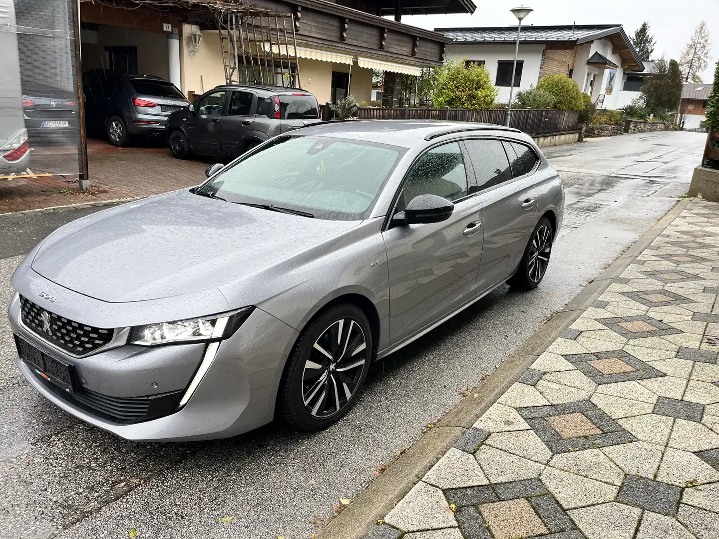 Peugeot 508 SW 1,5 BlueHDi 130 EAT8 S&S GT Aut.*Pickerl03/2027 Grau - 2