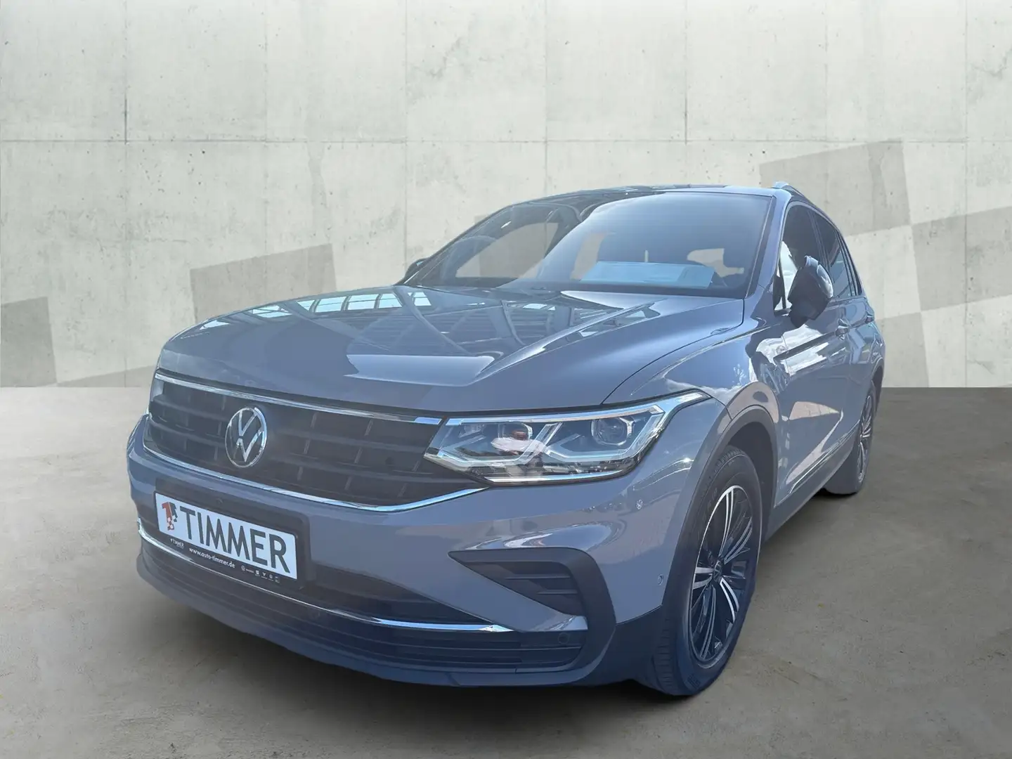 Volkswagen Tiguan 2.0 TDI DSG ACTIVE *IQ.LIGHT *360° *NAVI *18" * Gris - 2