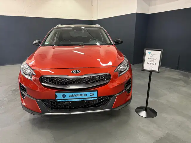 Kia XCeed Spirit mit Exclusiv-Paket, Pano, Kamera, uvm.