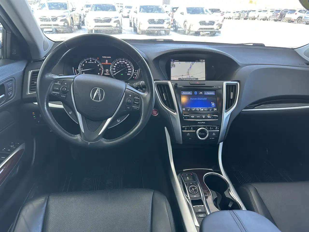 Acura TLX снимка Acura TLX