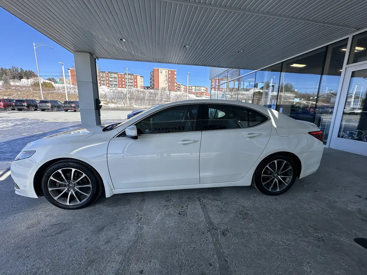 Acura TLX снимка Acura TLX