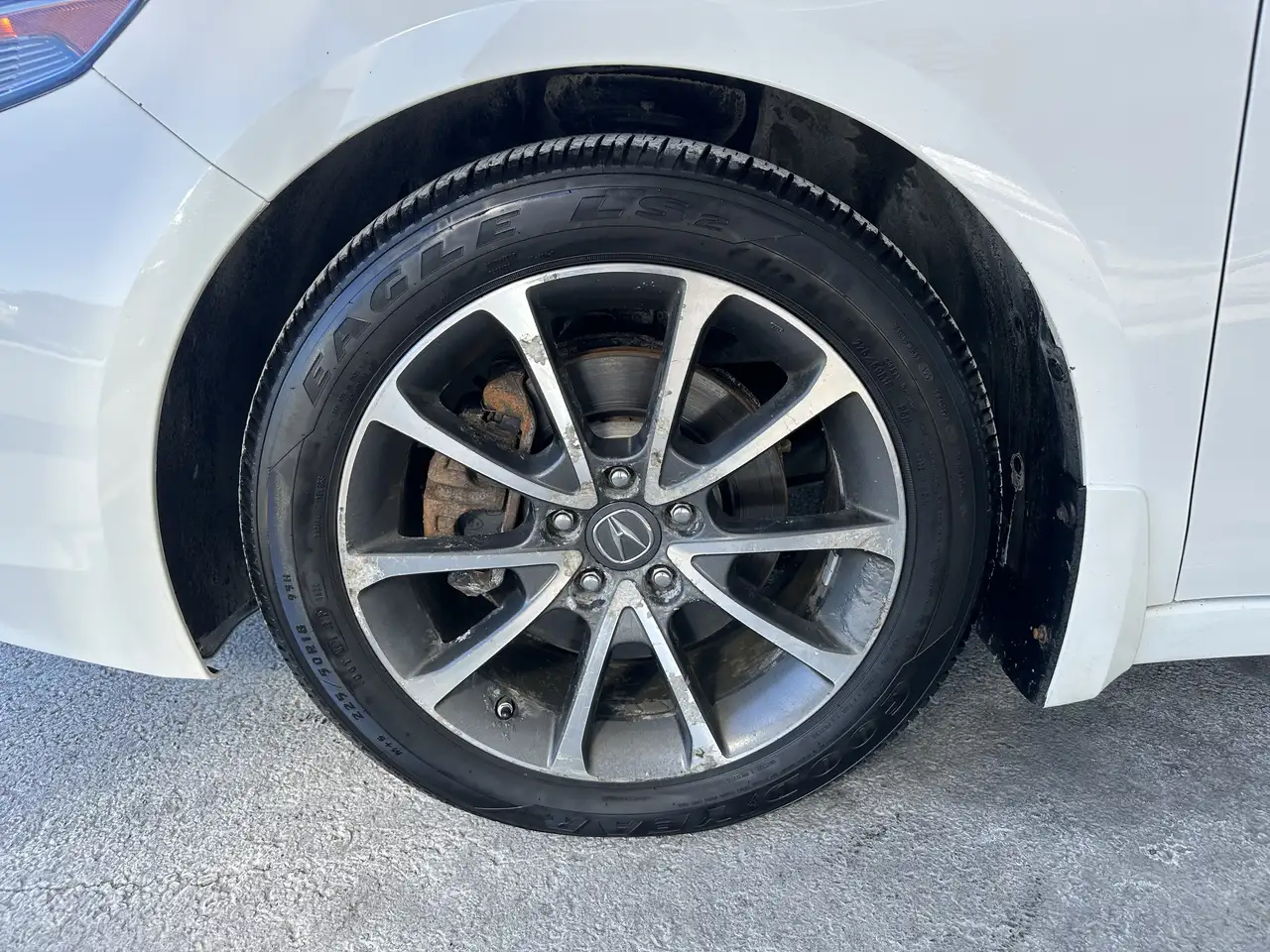 Acura TLX снимка Acura TLX