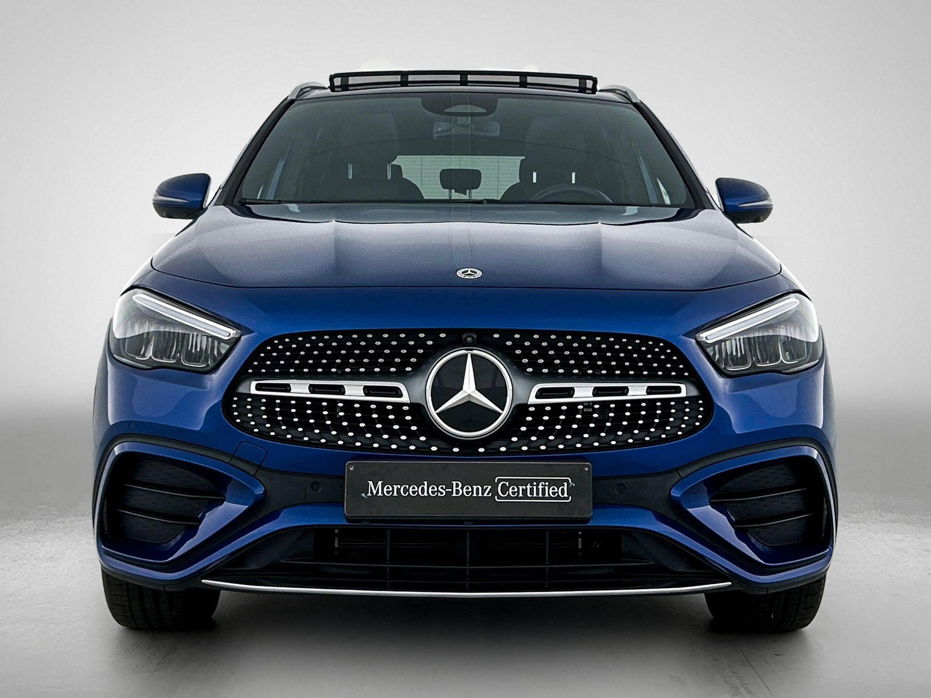 Mercedes-Benz GLA 250 GLA e AMG Line — photo 5
