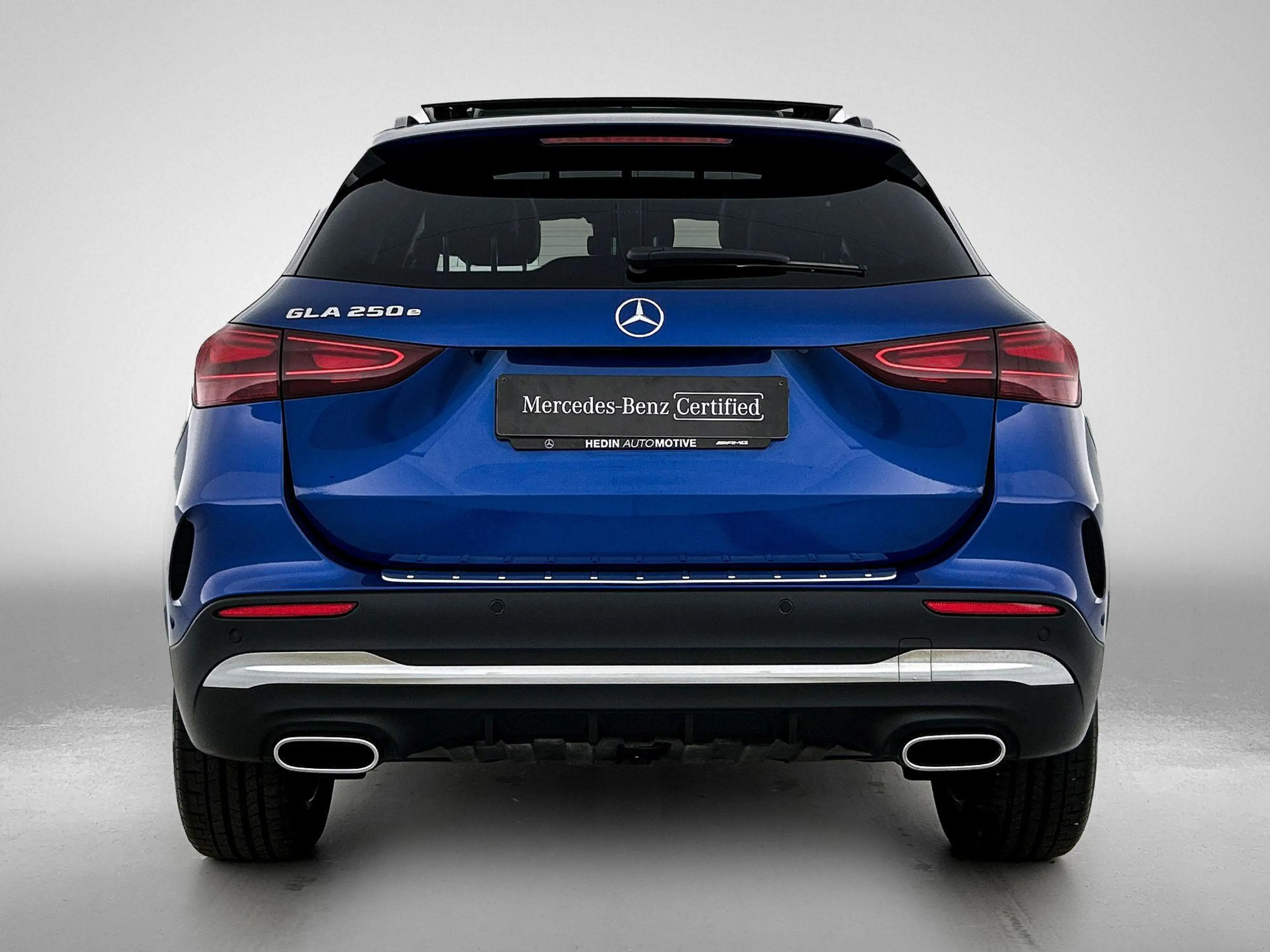 Mercedes-Benz GLA 250 GLA e AMG Line — photo 7