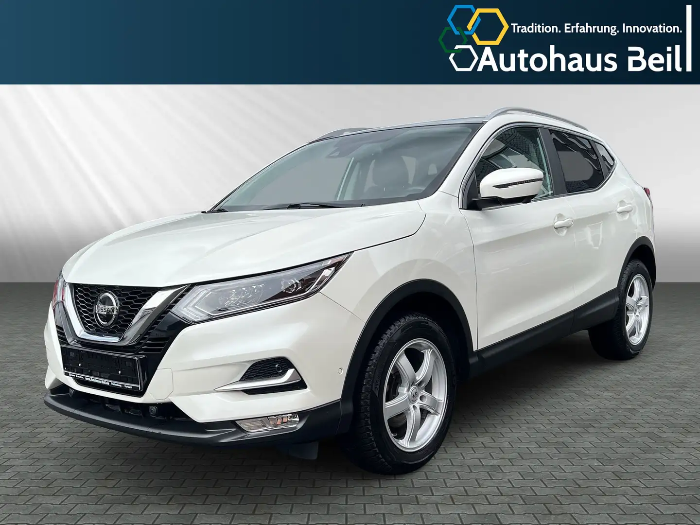 Nissan Qashqai (J11E) Tekna Wit - 1