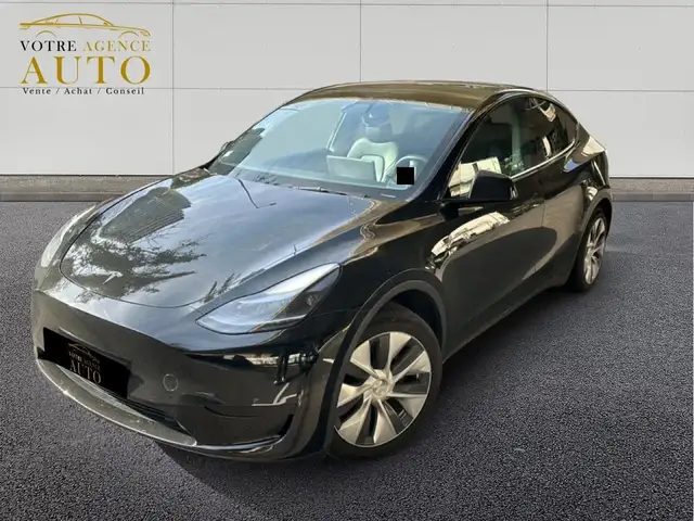 Tesla Model Y Model Y RWD  Standard PHASE 1