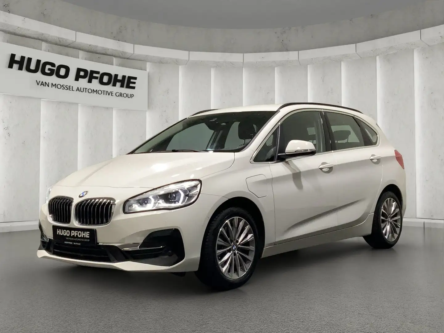 BMW 225 xe Active Tourer Luxury Line | LED | FLA | LMF | L Weiß - 1