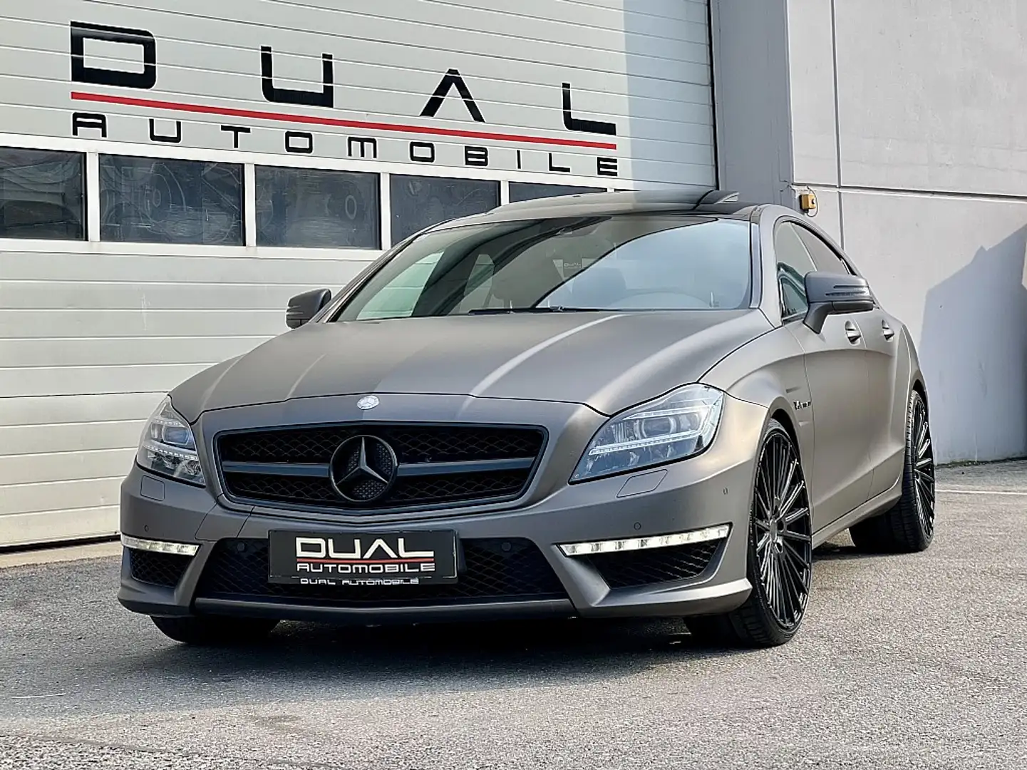 Mercedes-Benz CLS 63 AMG Aut./LED/H&K/F1/RFK/NAVI/SHD Noir - 1