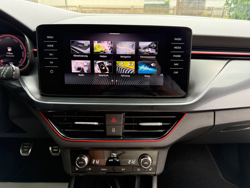 Skoda Scala 1.5 Monte Carlo / Navi / Virtual / Pano — photo 11