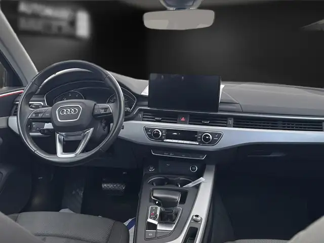 Audi A4 view 14