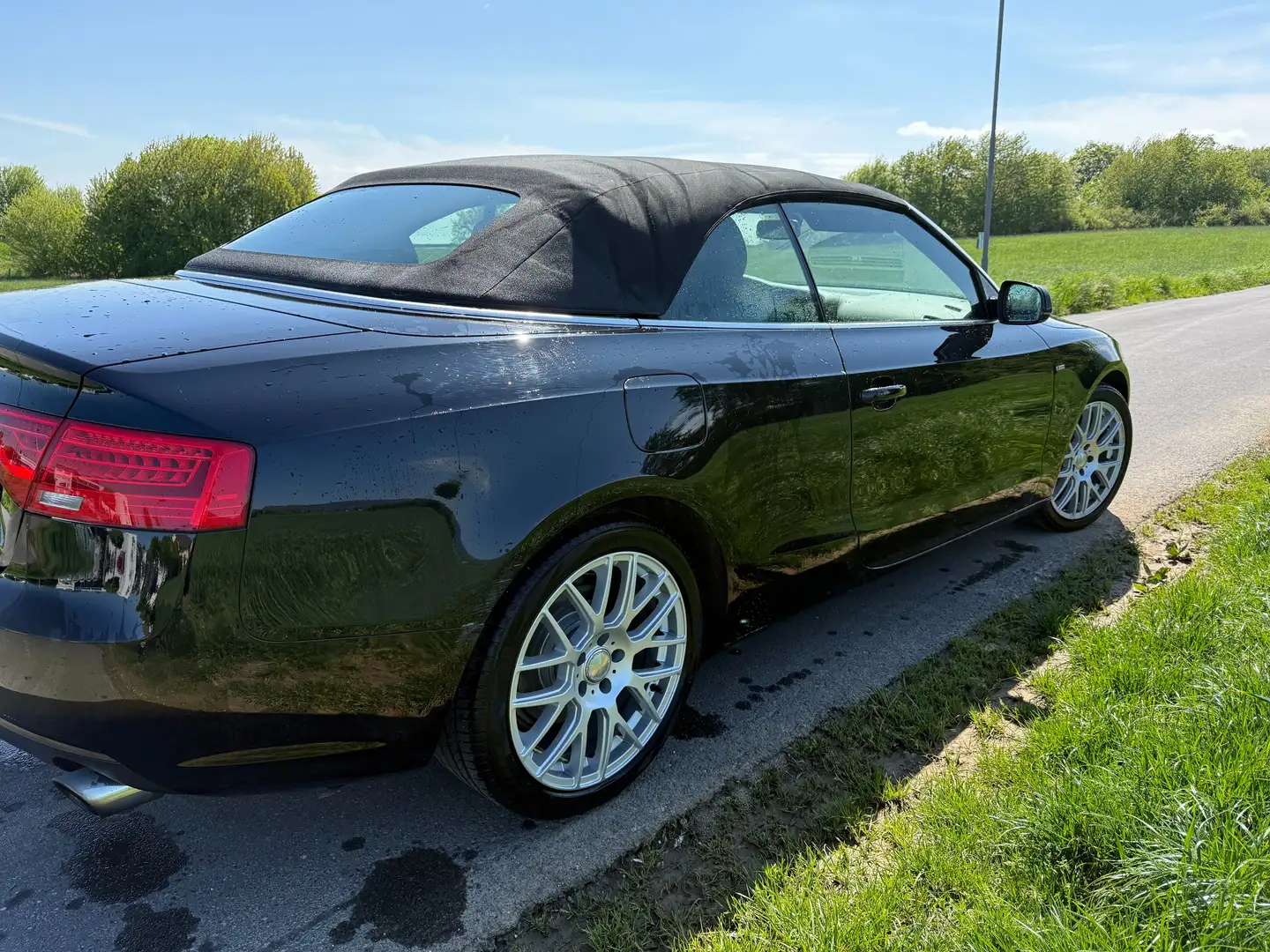 Audi A5 A5 Cabrio 1.8 TFSI Schwarz - 2
