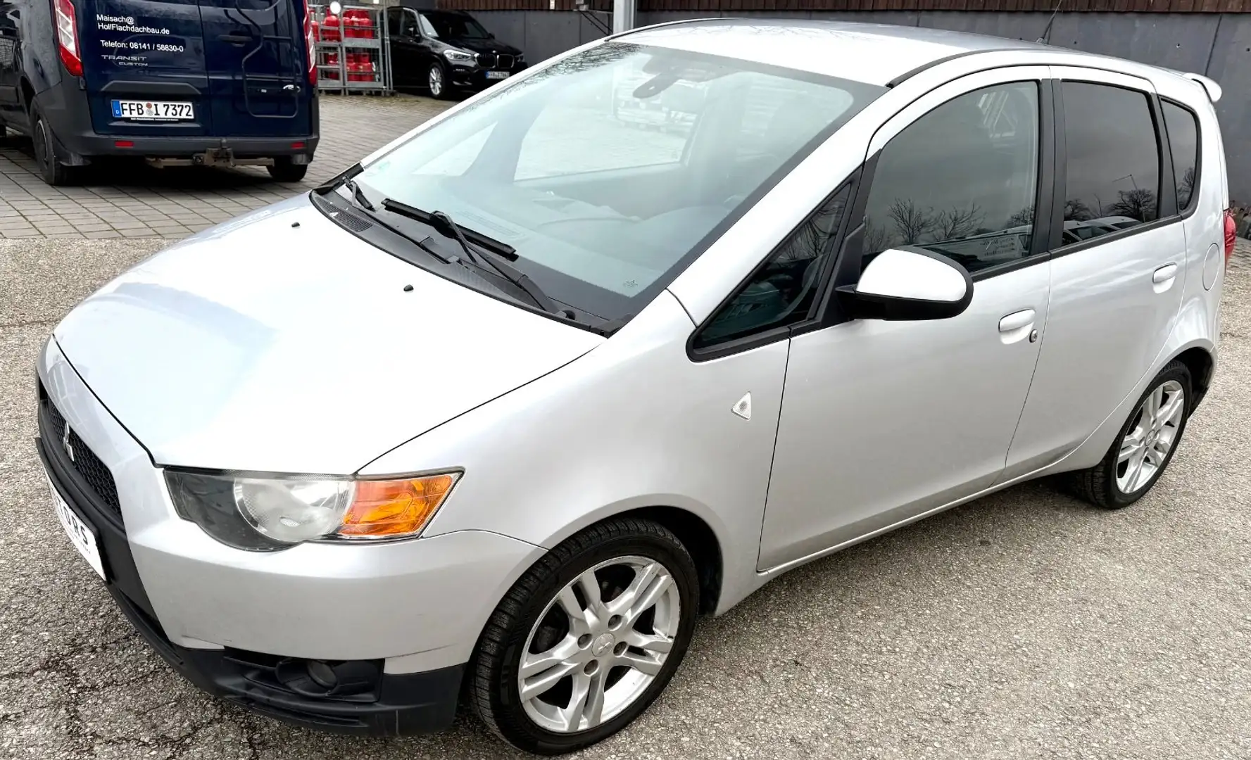 Mitsubishi Colt 1.3l Tüv NEU+1.HAND+Klima Plateado - 1