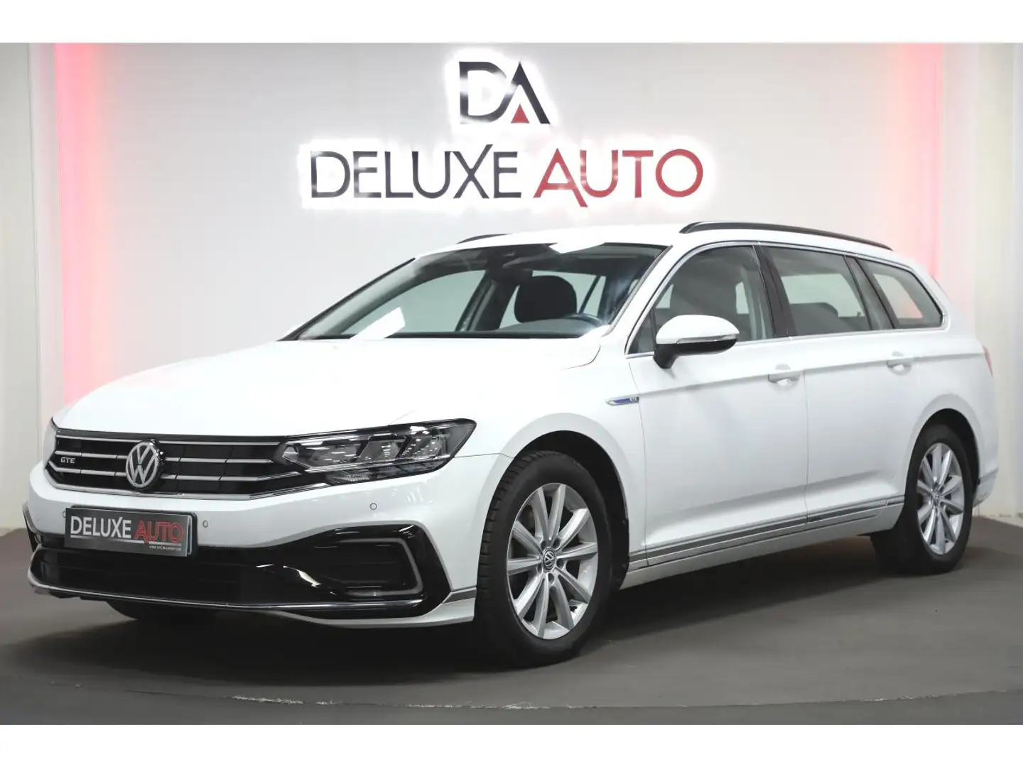 Volkswagen Passat VIII GTE 1.4 TSI Hybrid 218 DSG 6  (2) Blanc - 1