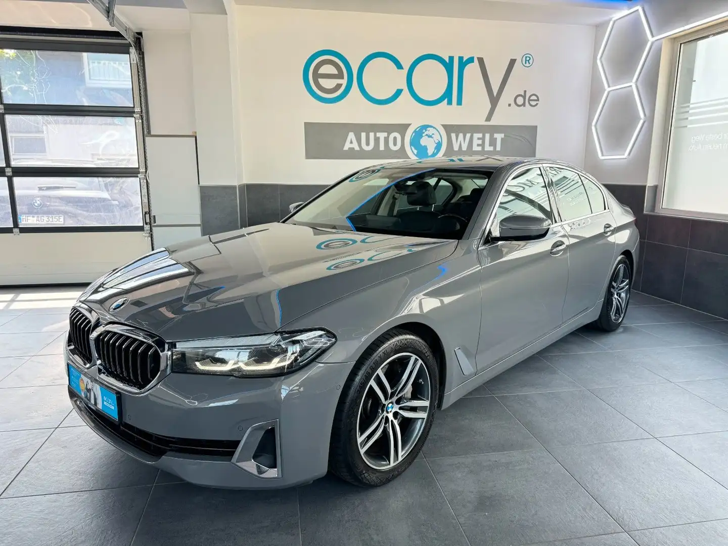 BMW 540 d xDrive Baureihe*Head-Up*H&K*AHK*LED*NAVI* Grijs - 2
