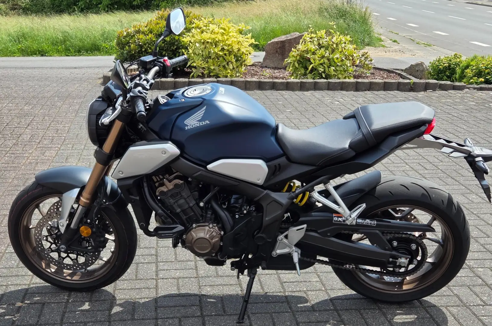 Honda CB 650 R*35KW*1.Hd.*scheckheftgepflegt* Blau - 2