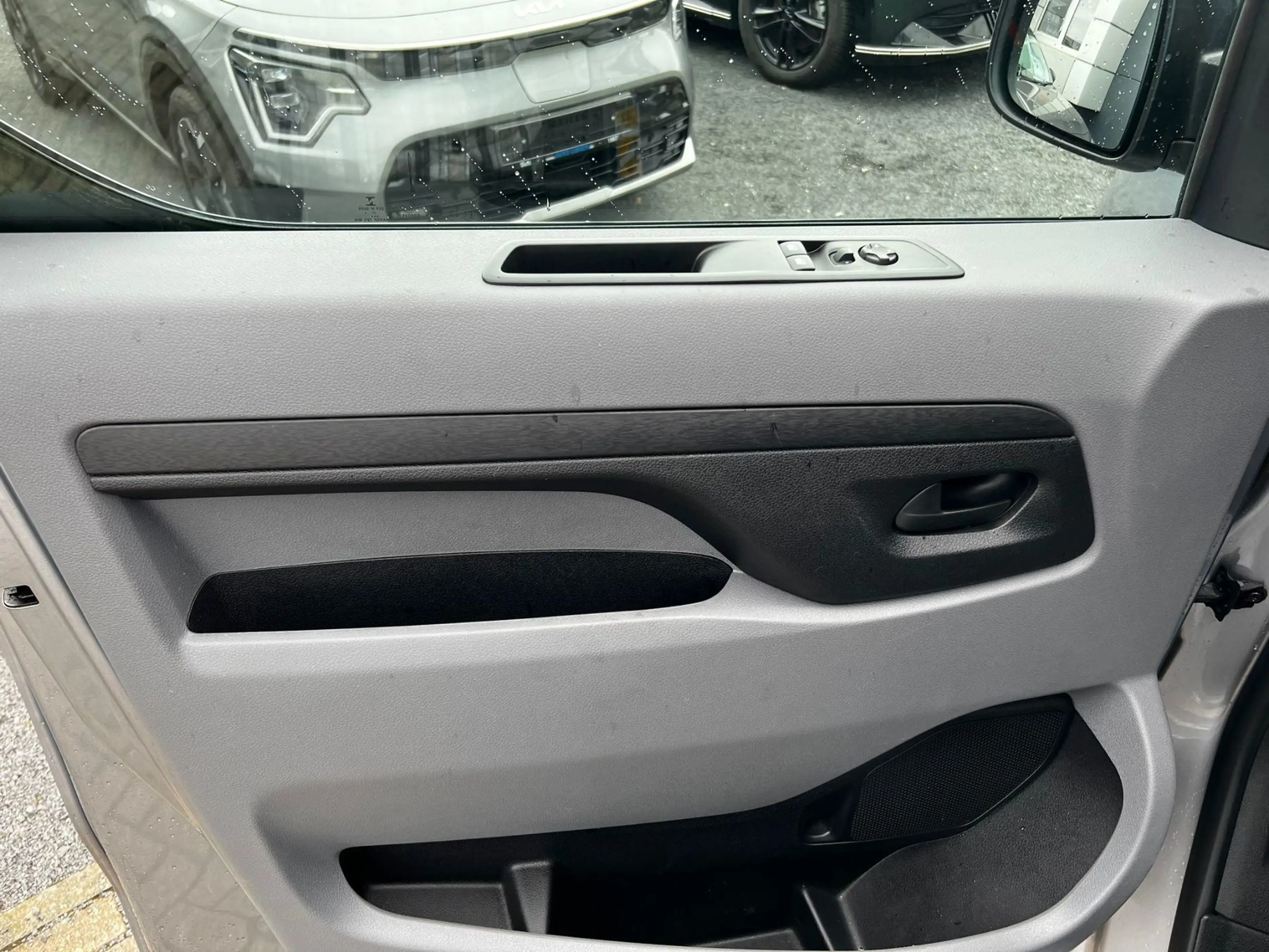 Peugeot Expert KOMBI L2 HDI 145S +9-Sitzer+WKR+ — photo 15