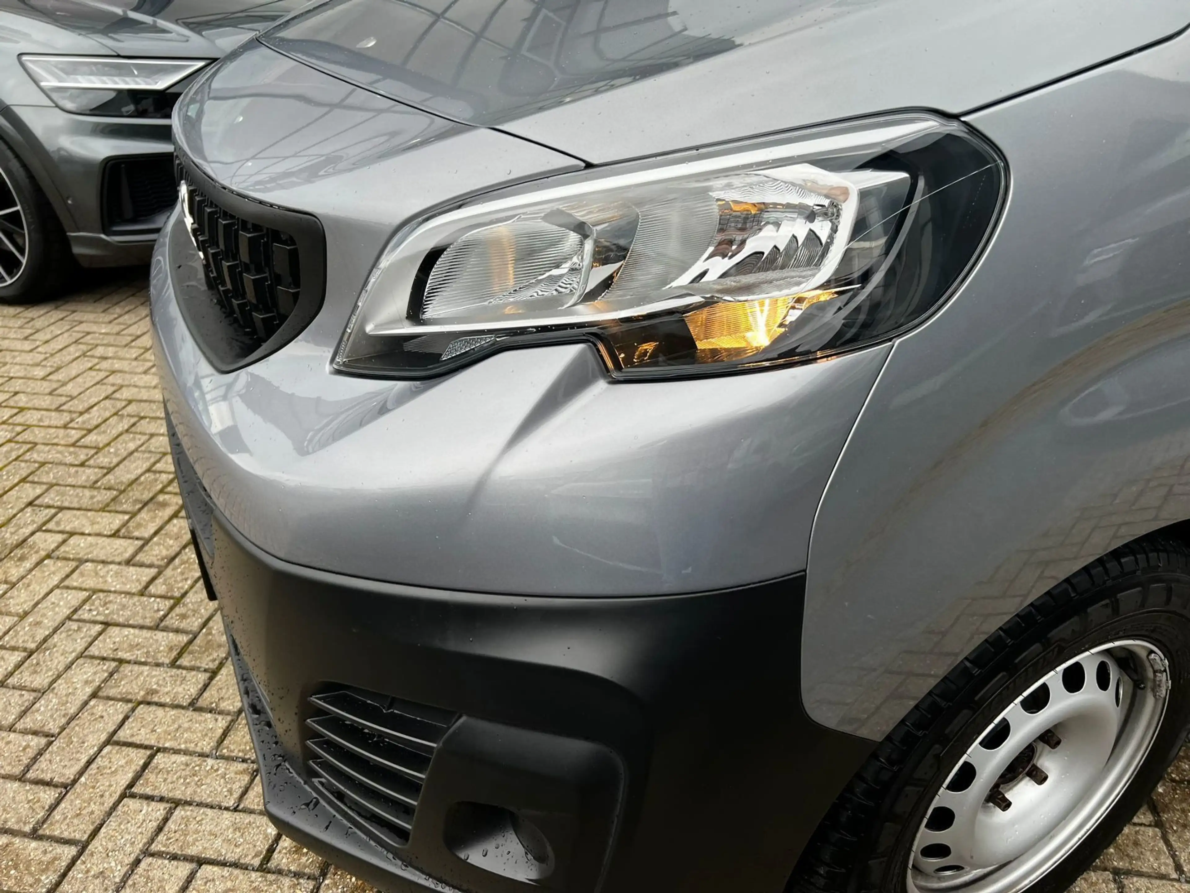 Peugeot Expert KOMBI L2 HDI 145S +9-Sitzer+WKR+ — photo 8