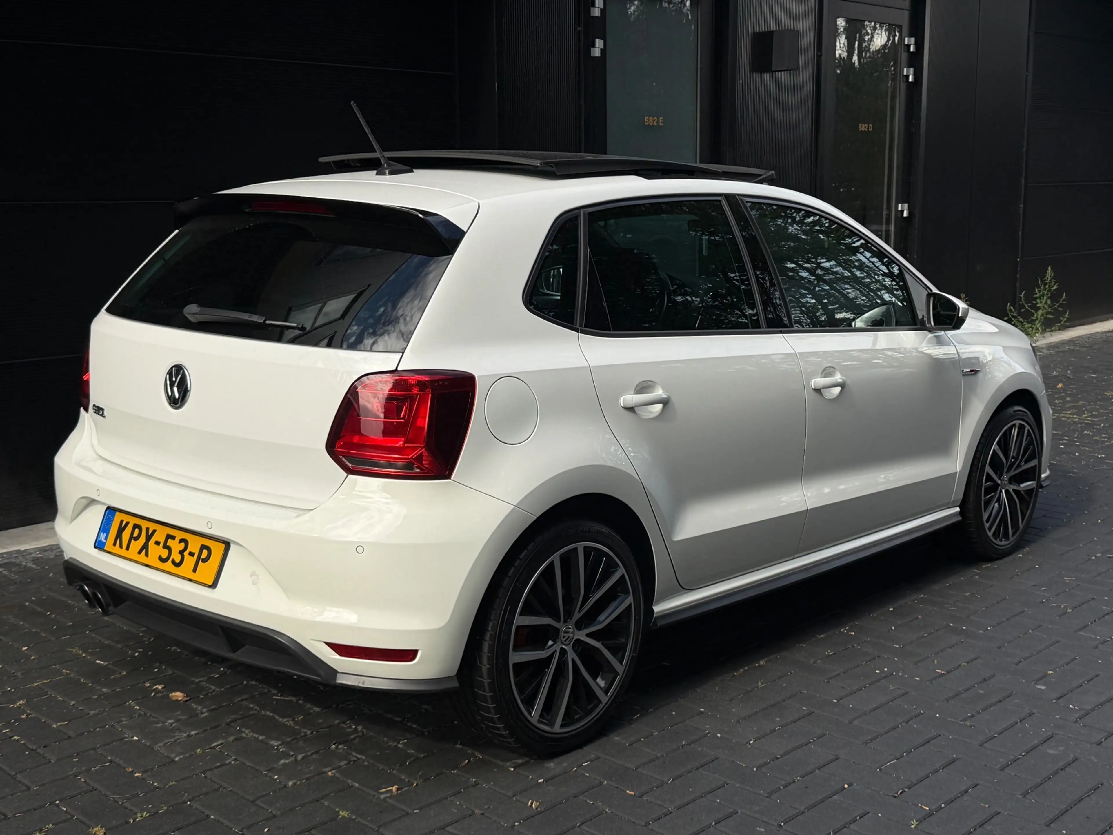 Volkswagen Polo GTI 1.8 TSI PANO/CAMERA/STLVRM/SPORT/VOLOPTIE — photo 12