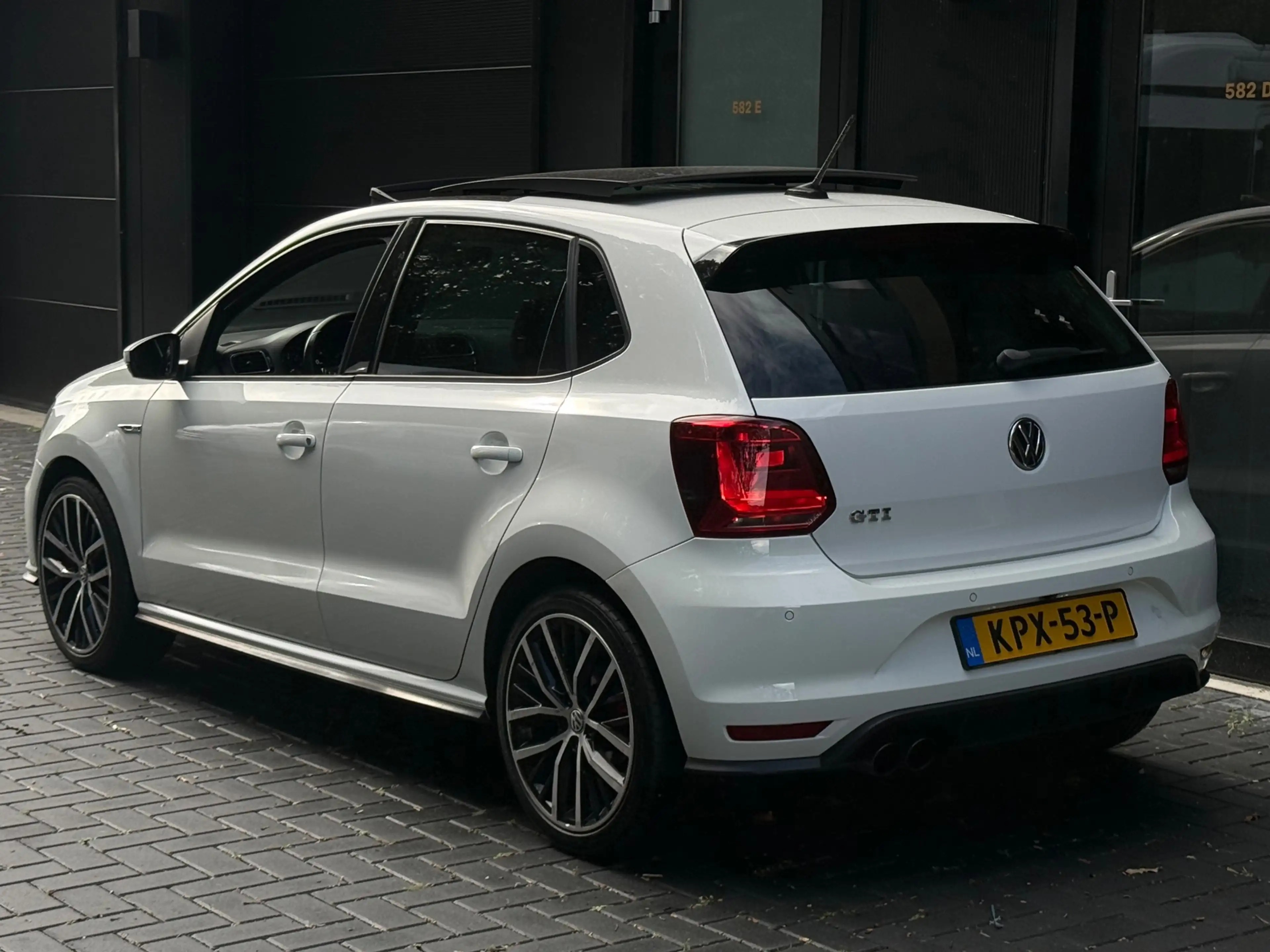 Volkswagen Polo GTI 1.8 TSI PANO/CAMERA/STLVRM/SPORT/VOLOPTIE — photo 9