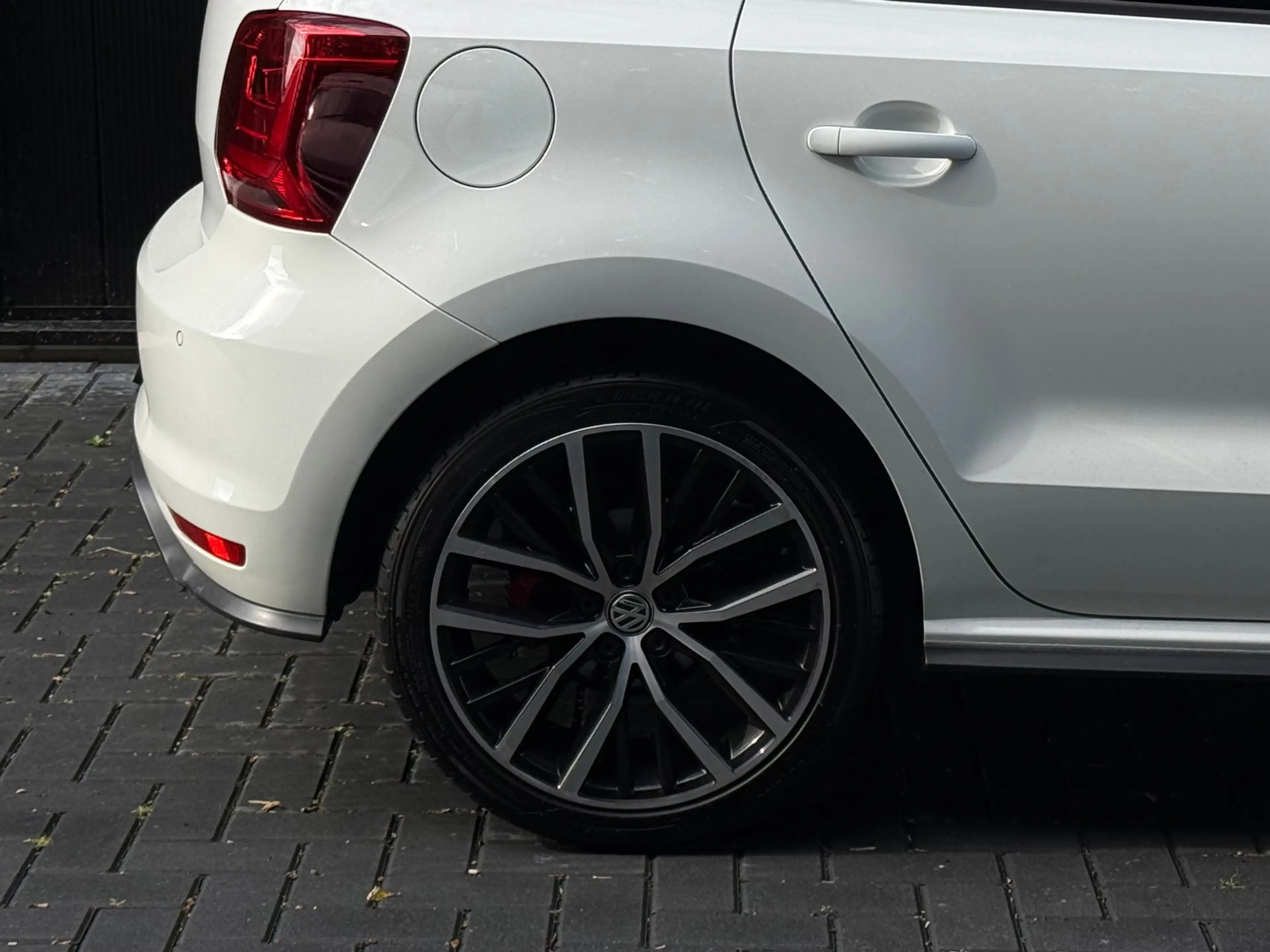 Volkswagen Polo GTI 1.8 TSI PANO/CAMERA/STLVRM/SPORT/VOLOPTIE — photo 13