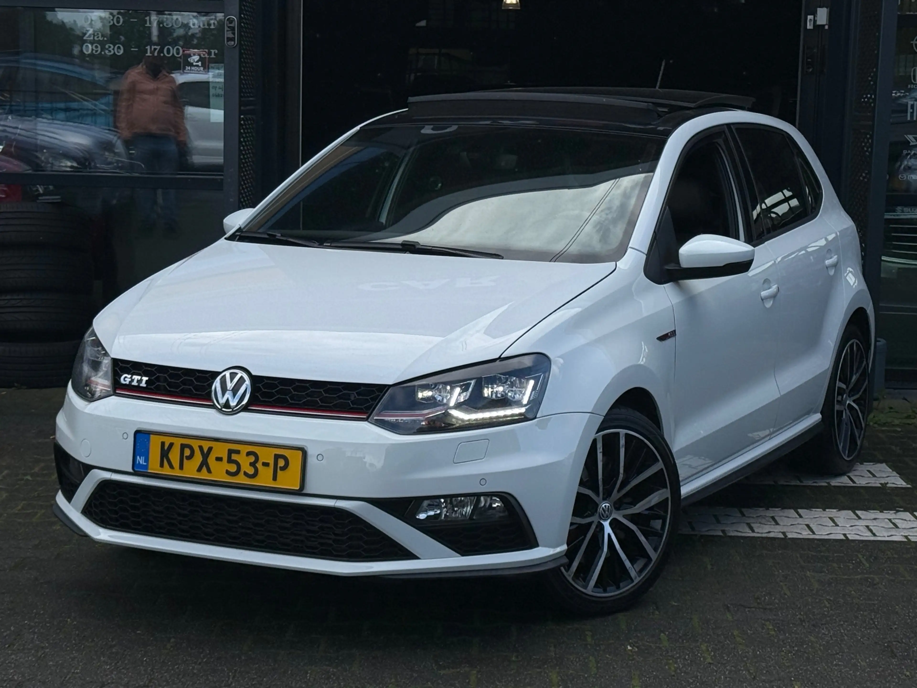 Volkswagen Polo GTI 1.8 TSI PANO/CAMERA/STLVRM/SPORT/VOLOPTIE — photo 2