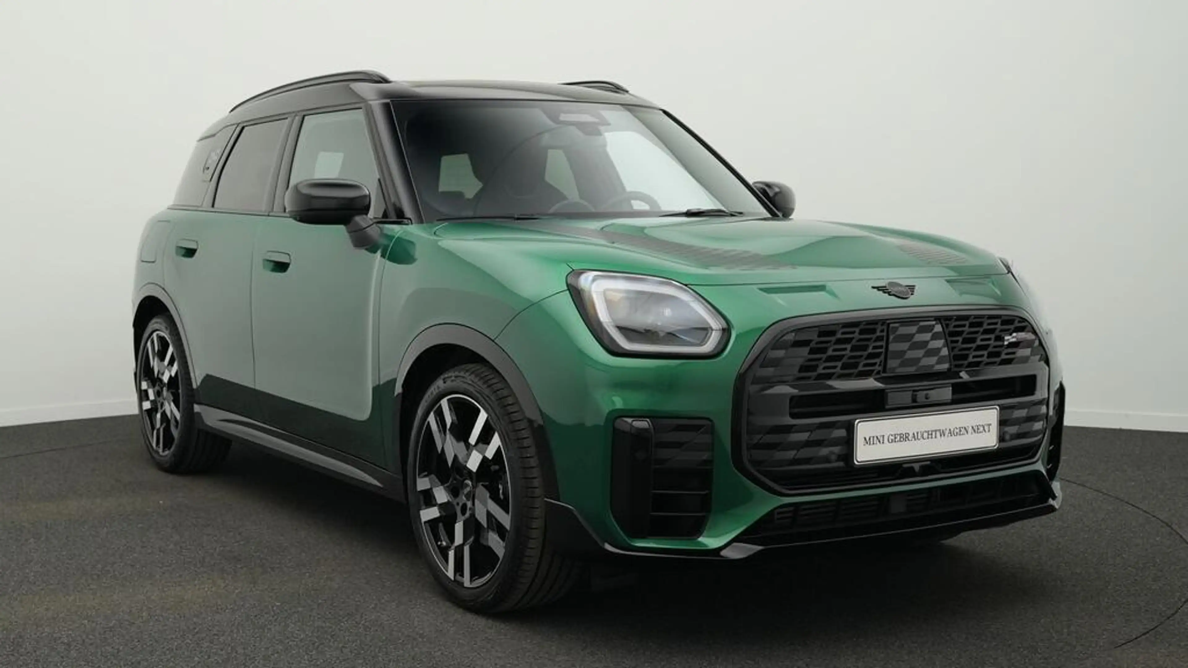 MINI Countryman S All4 John Cooper Works Trim — photo 15