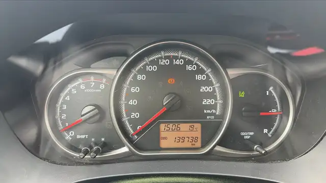 Toyota Yaris view 12