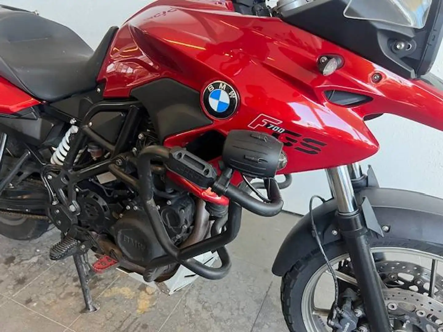 BMW F 700 GS Rouge - 2