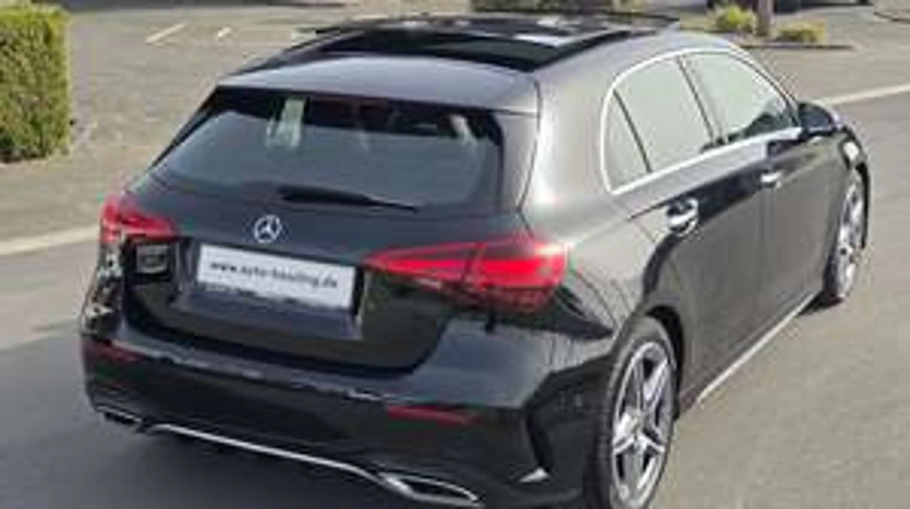 Mercedes-Benz A 220 A 220 4Matic AMG Standheizung Pano — photo 14