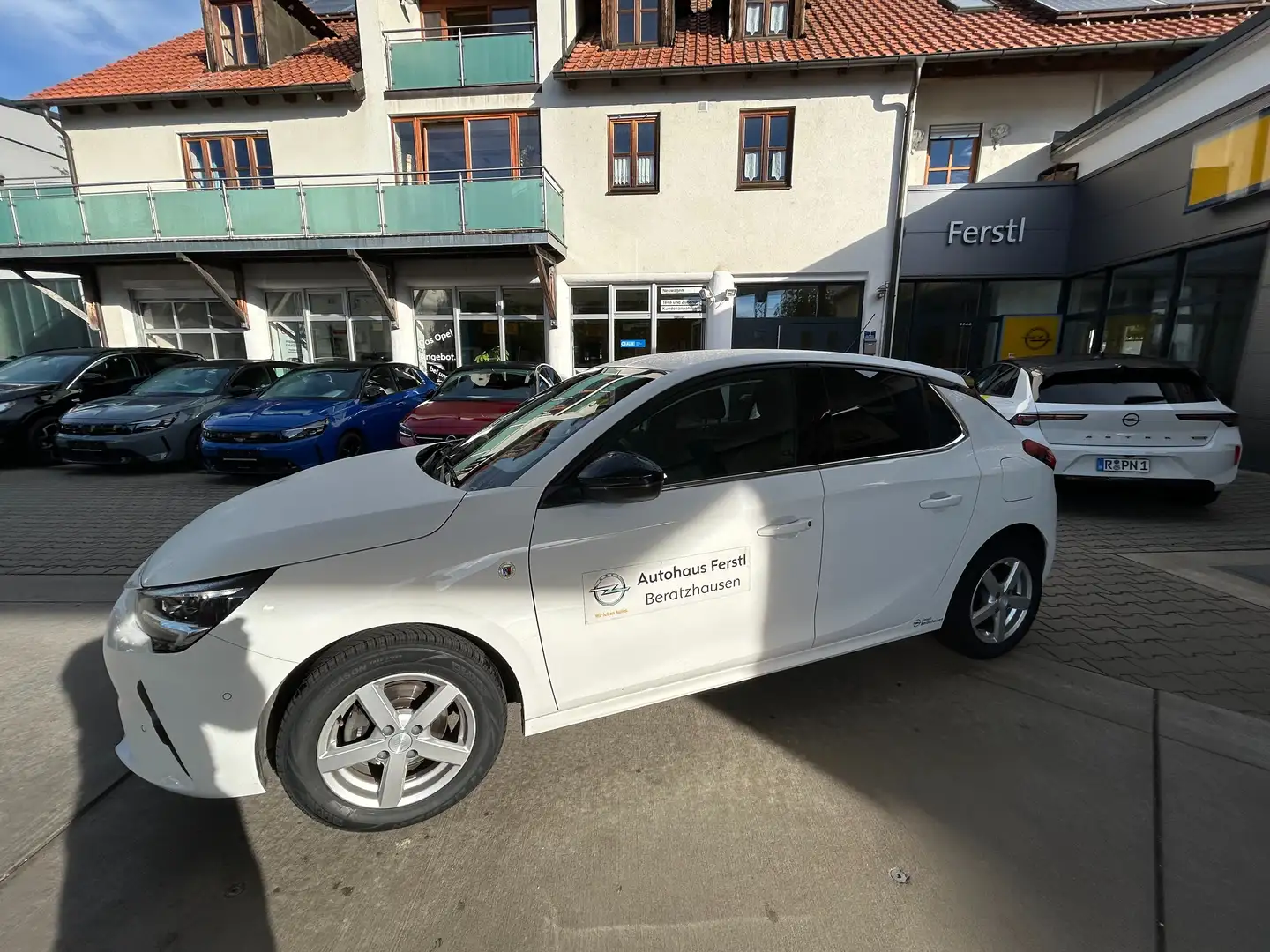 Opel Corsa Elegance Weiß - 1