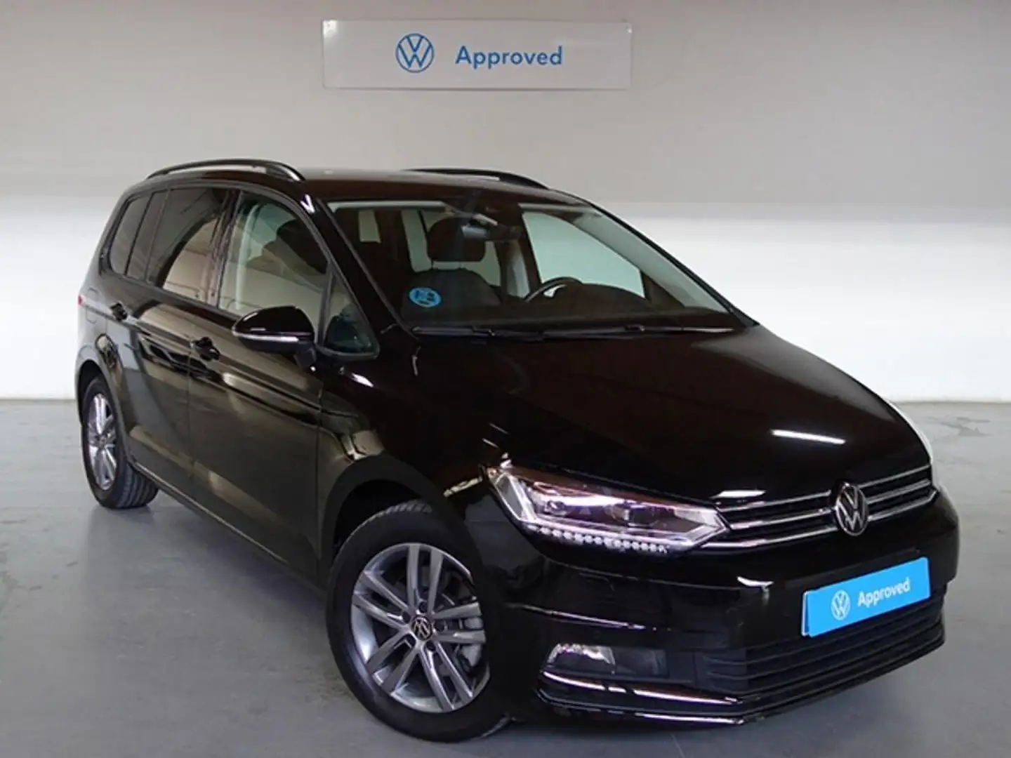 Volkswagen Touran 1.5 TSI Más DSG7 110kW Negro - 1
