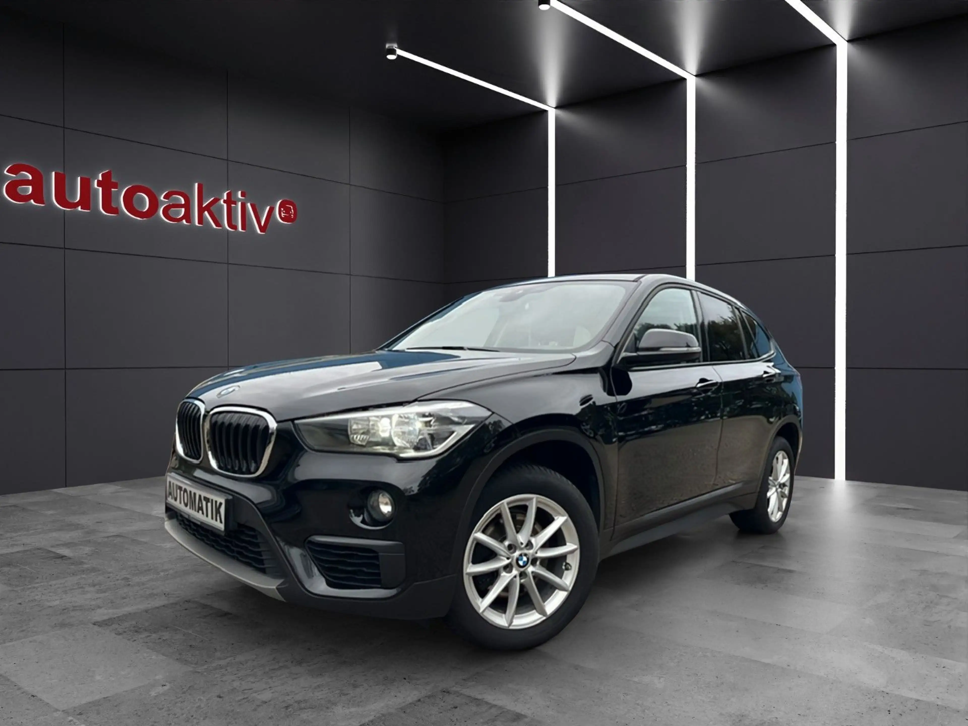 BMW X1 sDrive 18 d Advantage/LED/Navi/Sitzhzg/Busine