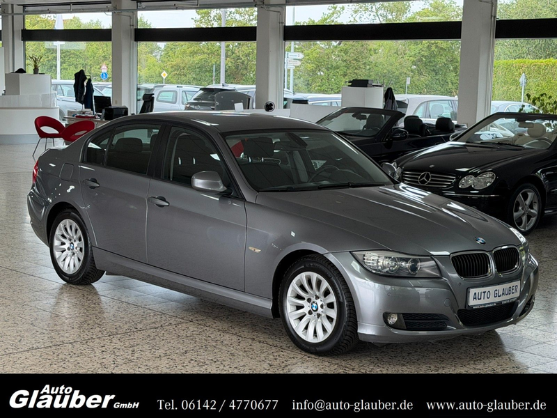 BMW 318 iA Limousine/Automatik/Xenon/PDC/SHZ/1.Hand