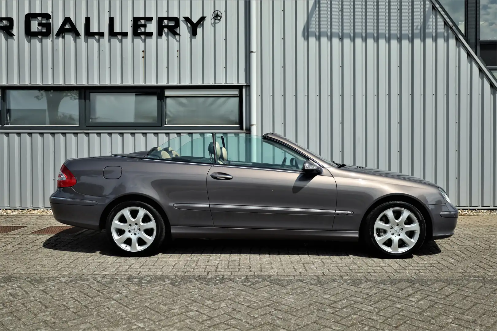 Mercedes-Benz CLK 500 Cabrio Elegance Designo Youngtimer Gris - 2