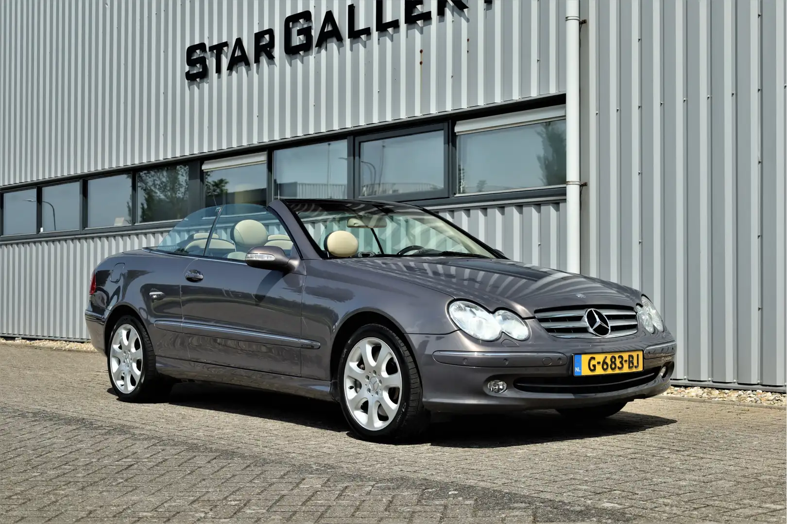 Mercedes-Benz CLK 500 Cabrio Elegance Designo Youngtimer Gris - 1