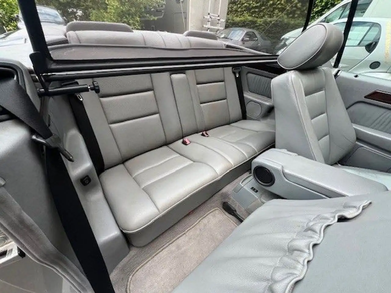 Mercedes-Benz E 320 AMG Line - W124, foto 11