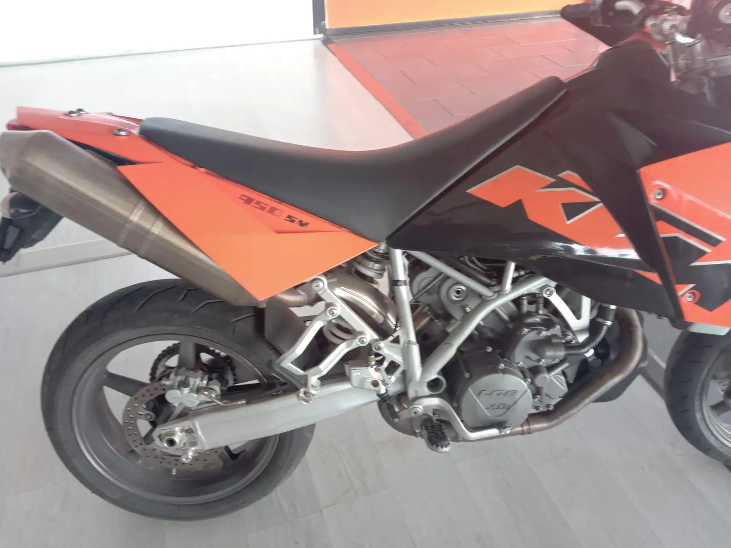 KTM 950 Supermoto Portocaliu - 1