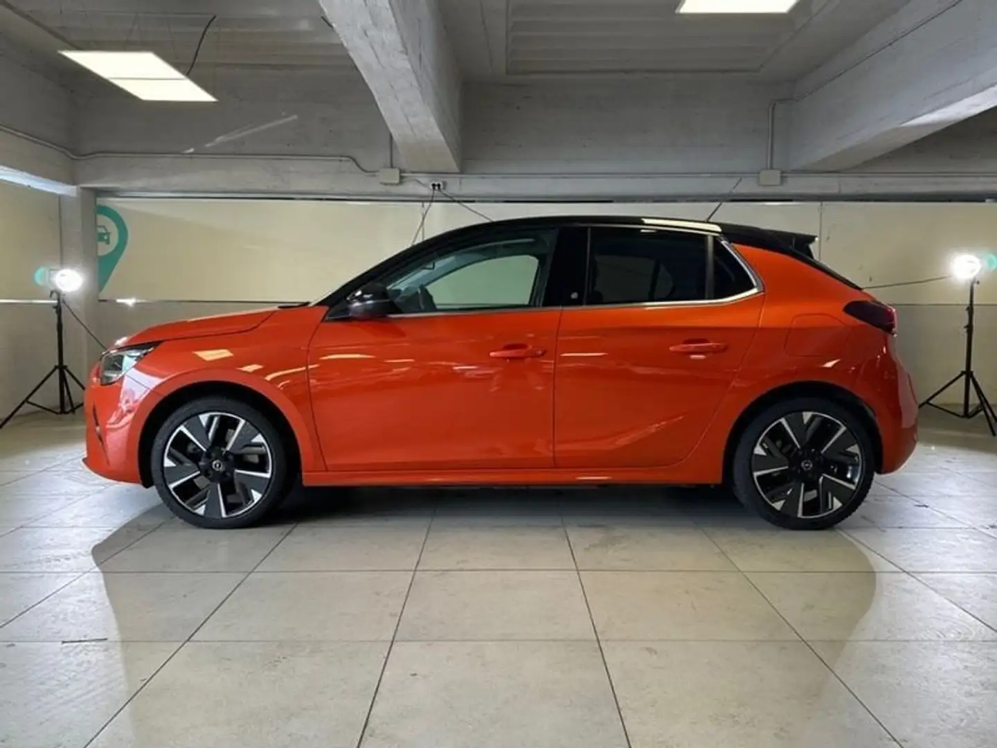 Opel Corsa 100 Kw e elegance Arancione - 2