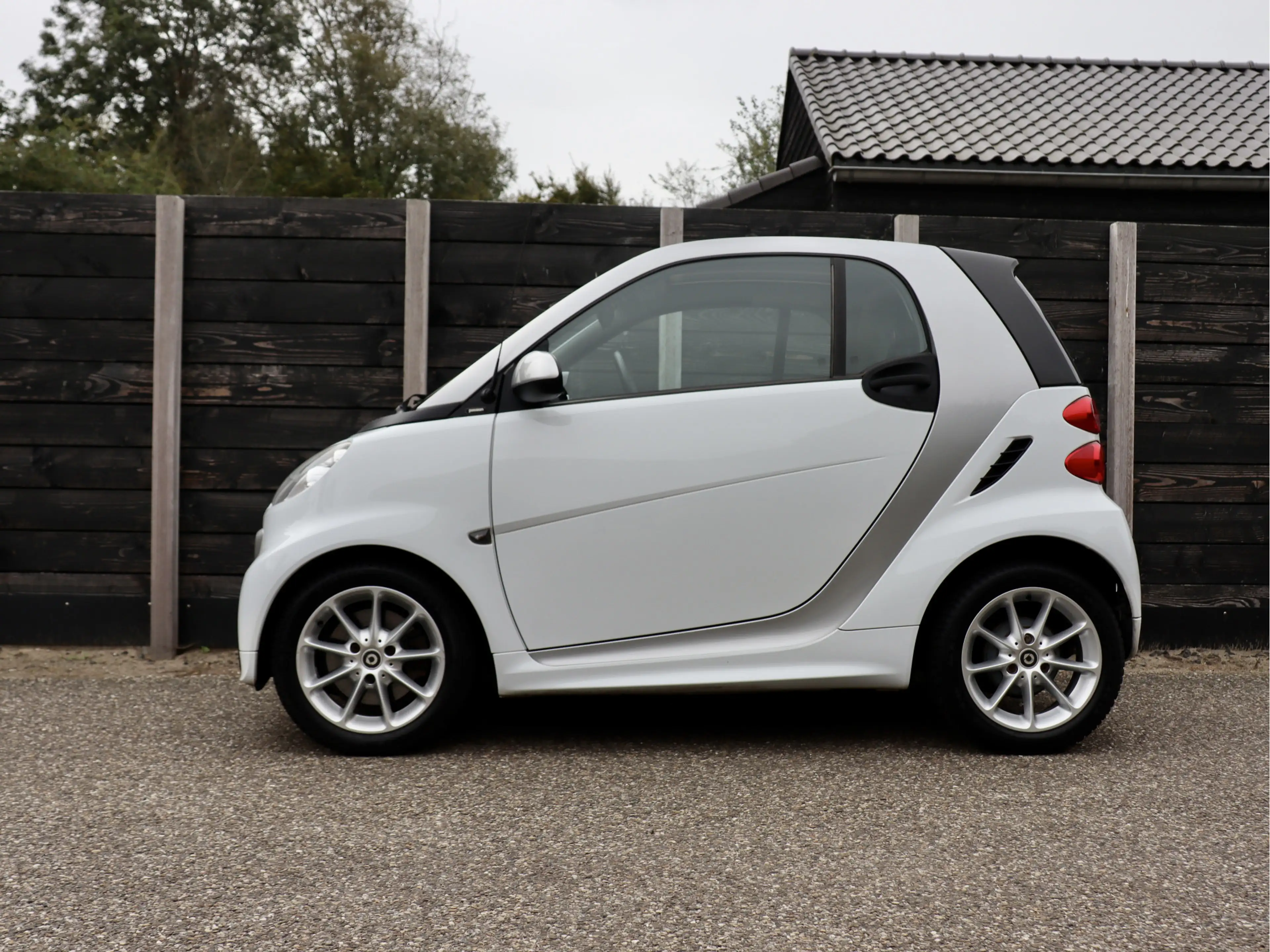 smart forTwo coupé 1.0 mhd Passion automaat | pano | navi — photo 9