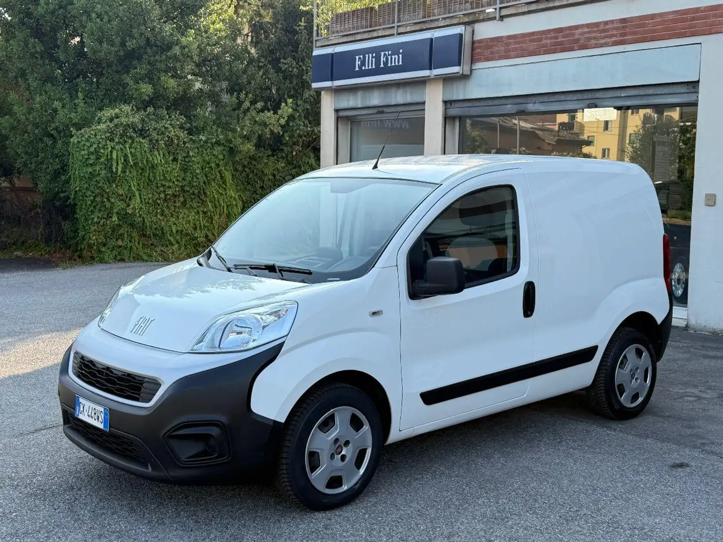 Fiat Fiorino 1300 MJ 95 CV SX EURO 6 Wit - 1