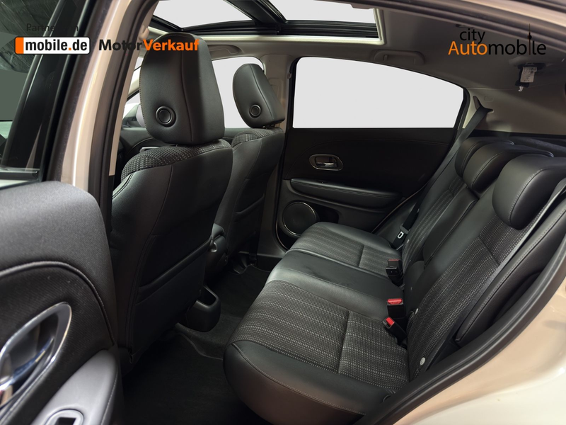 Honda HR-V Executive/PANO/S-DACH/T-LEDER/NAVI/SHZ/BT — photo 12