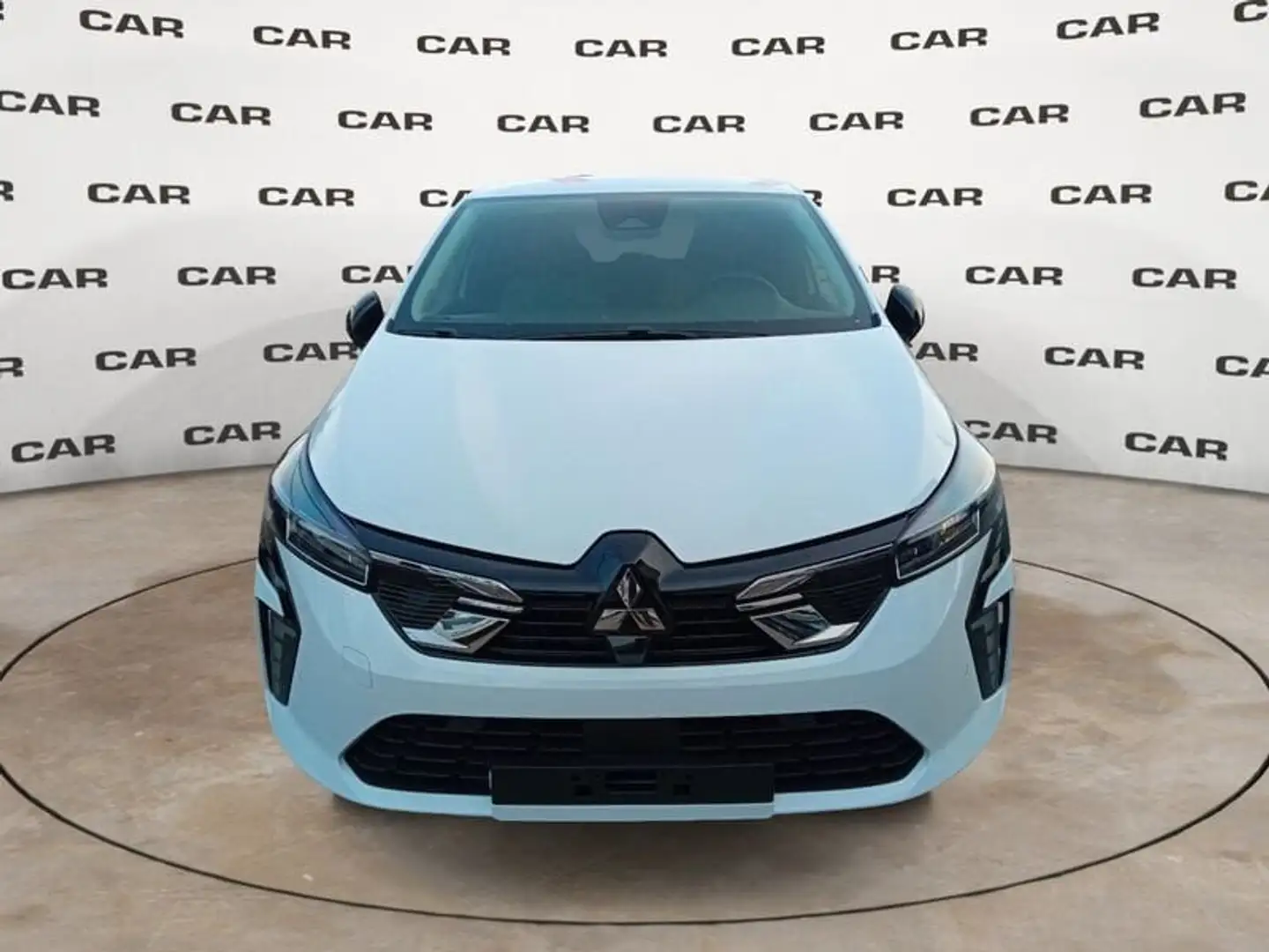 Mitsubishi Colt 1.0L 65 CV Invite Bianco - 2