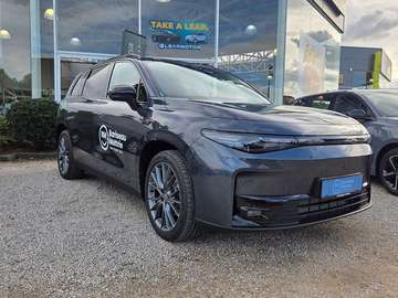 REEV DESIGN 215PK AUTOMAAT 5DRS * AUTONOM v